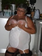 Granny Big Boobs sexy slut shows big boobs
