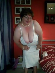 Granny Big Boobs whore missis shows pink pussy