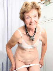 Granny Old Mature big ass woman old pictures