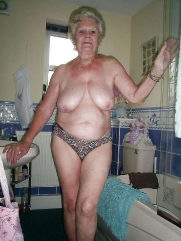 Granny Old Mature sexy woman erotic pics