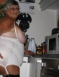 Granny Big Boobs sexy slut old pictures