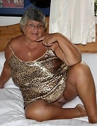 Grandmother Big Boobs big ass wife old pictures